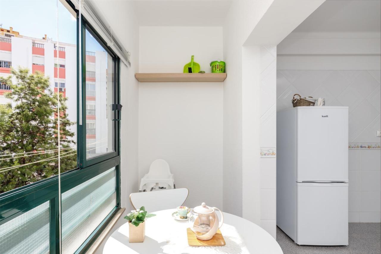 Breeze Beach House Setúbal Exterior foto